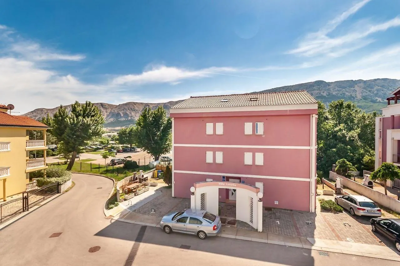 Apartment Moderne Ferienwohnung Mit Garten, Liegestuhl, Wifi, Klima Baska